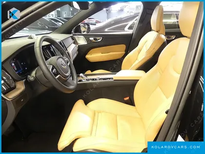 VOLVO XC60 B5 ULTIMATE BRIGHT
