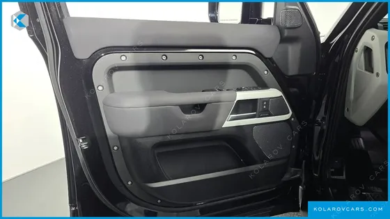 LAND ROVER DEFENDER 110 D250 SE