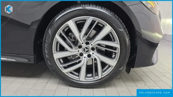 MERCEDES E-CLASS E220D 4MATIC EXCLUSIVE