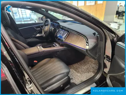 MERCEDES E-CLASS E300 4MATIC EXCLUSIVE