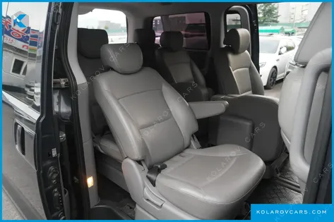 HYUNDAI STAREX 12-SEATER LPI WAGON