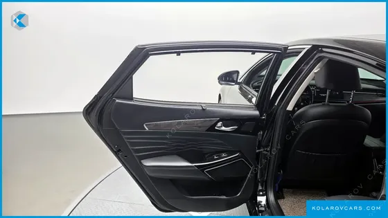 KIA K7 SIGNATURE