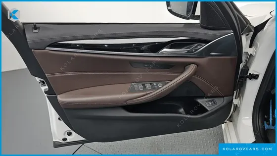BMW 5 SERIES 523D M SPORT