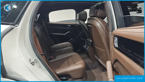 PORSCHE CAYENNE 3.0 COUPE