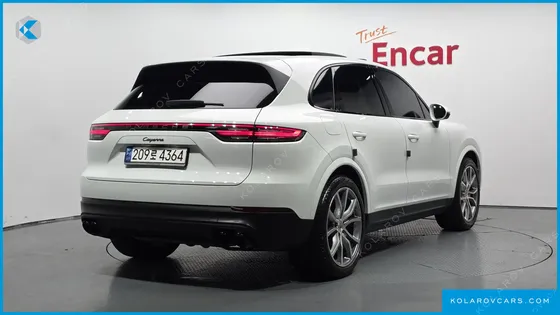PORSCHE CAYENNE 3.0 PLATINUM EDITION