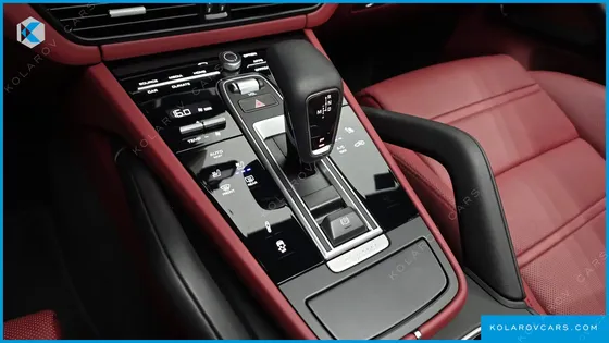 PORSCHE CAYENNE 3.0 PLATINUM EDITION