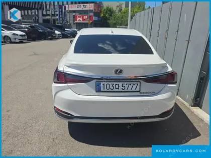 LEXUS ES LUXURY PLUS