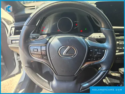 LEXUS ES LUXURY PLUS