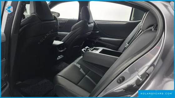 LEXUS ES F-SPORT