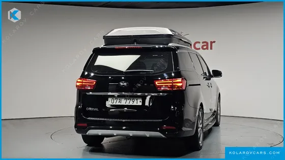 KIA CARNIVAL 9-SEATER NOBLESSE SPECIAL