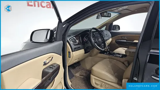 KIA CARNIVAL 9-SEATER NOBLESSE SPECIAL