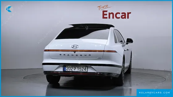 HYUNDAI GRANDEUR CALLIGRAPHY