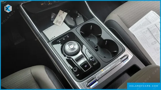 KIA CARNIVAL HEV 9SEATER SIGNATURE