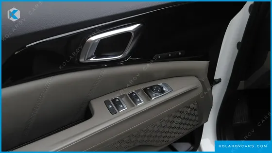 KIA CARNIVAL HEV 9SEATER SIGNATURE