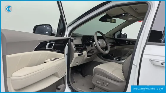 KIA CARNIVAL DIESEL 7-SEATER SIGNATURE