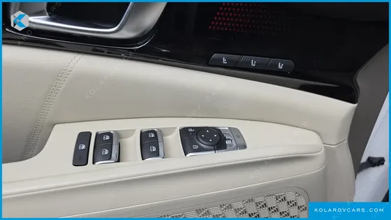 KIA CARNIVAL DIESEL 7-SEATER SIGNATURE