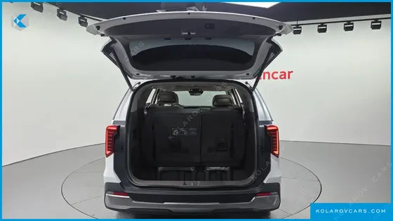 KIA CARNIVAL DIESEL 7-SEATER SIGNATURE