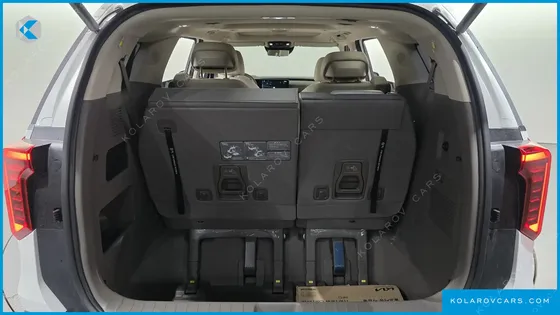 KIA CARNIVAL DIESEL 7-SEATER SIGNATURE