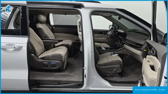 KIA CARNIVAL DIESEL 7-SEATER SIGNATURE