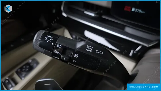 KIA CARNIVAL DIESEL 7-SEATER SIGNATURE