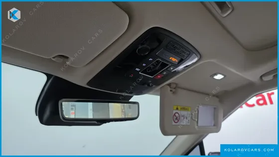 KIA CARNIVAL DIESEL 7-SEATER SIGNATURE