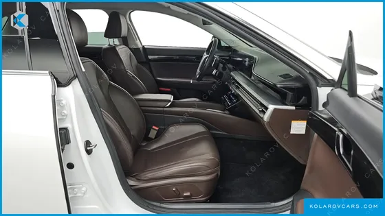 HYUNDAI GRANDEUR PREMIUM