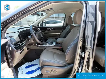 KIA CARNIVAL HEV 9SEATER SIGNATURE