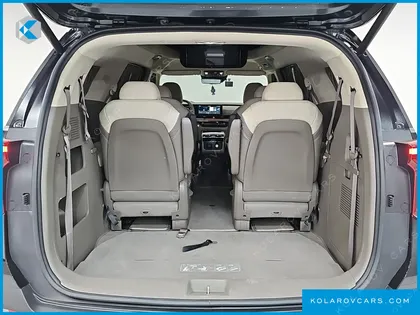 KIA CARNIVAL HEV 9-SEATER HI-LIMOUSINE