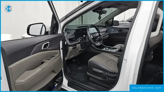 KIA CARNIVAL DIESEL 9-SEATER PRESTIGE