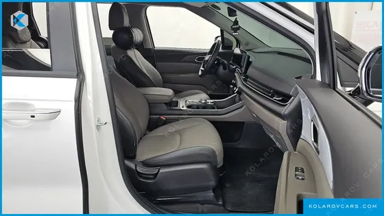 KIA CARNIVAL DIESEL 9-SEATER PRESTIGE