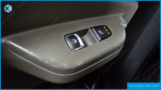 KIA CARNIVAL DIESEL 9-SEATER PRESTIGE