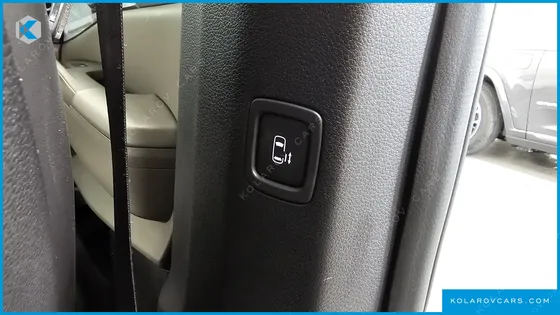 KIA CARNIVAL DIESEL 9-SEATER PRESTIGE