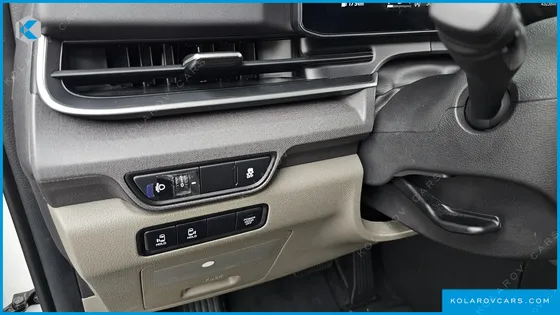 KIA CARNIVAL DIESEL 9-SEATER PRESTIGE