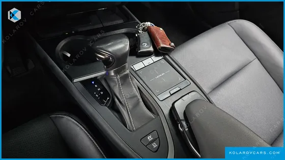 LEXUS UX 2.0 AWD