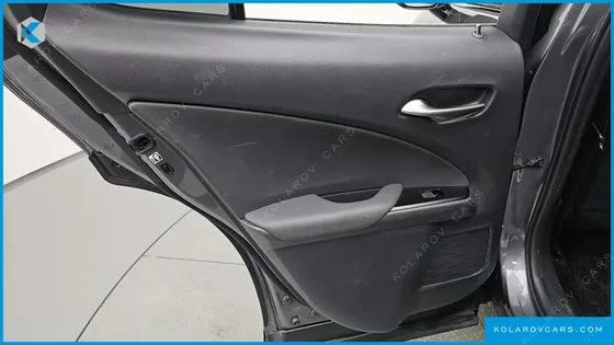 LEXUS UX 2.0 AWD