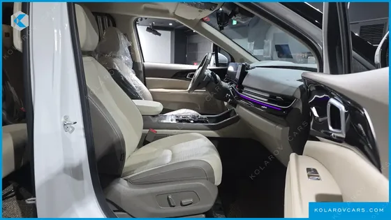 KIA CARNIVAL DIESEL 9-SEATER HI LIMOUSINE