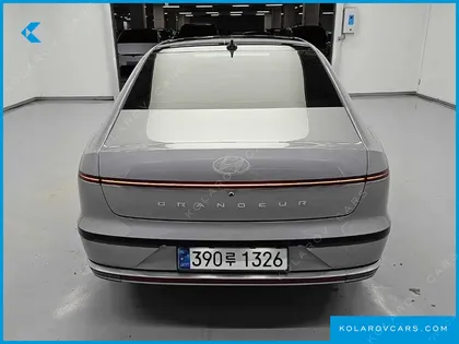 HYUNDAI GRANDEUR PREMIUM