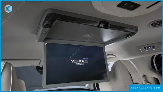 KIA CARNIVAL GASOLINE 9-SEATER NOBLESSE