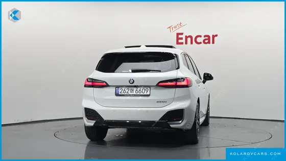 BMW 2 SERIES 220I M SPORT DESIGN