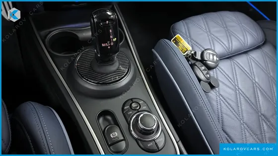 MINI COUNTRYMAN ALL4 CLASSIC LAUNCH PACK