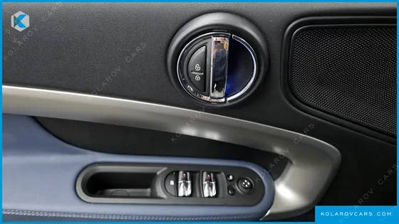 MINI COUNTRYMAN ALL4 CLASSIC LAUNCH PACK