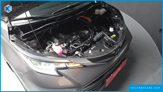 TOYOTA SIENNA 2.5 HYBRID AWD