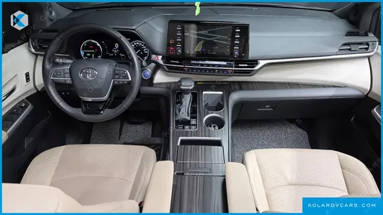 TOYOTA SIENNA 2.5 HYBRID AWD