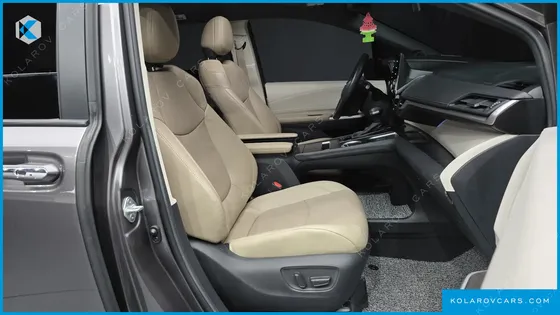 TOYOTA SIENNA 2.5 HYBRID AWD