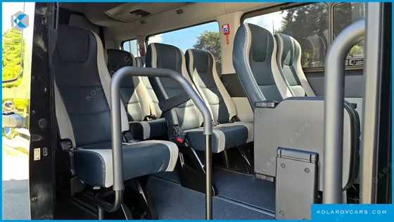 HYUNDAI SOLATI 15-SEATER