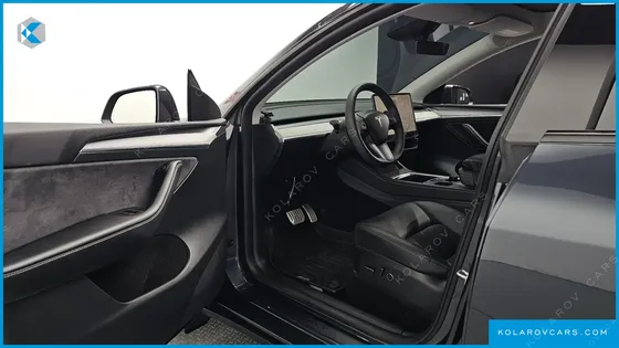 TESLA MODEL Y RWD