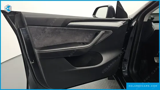 TESLA MODEL Y RWD