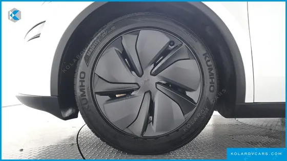 TESLA MODEL Y RWD
