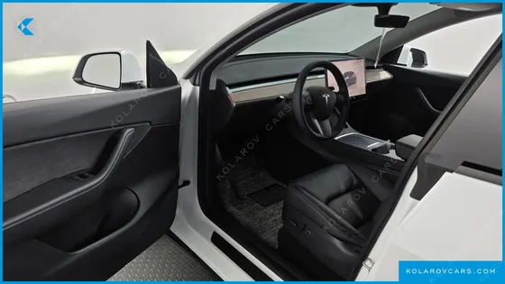 TESLA MODEL Y LONG RANGE AWD