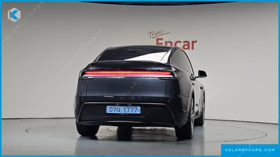 TESLA MODEL Y PREMIUM RWD